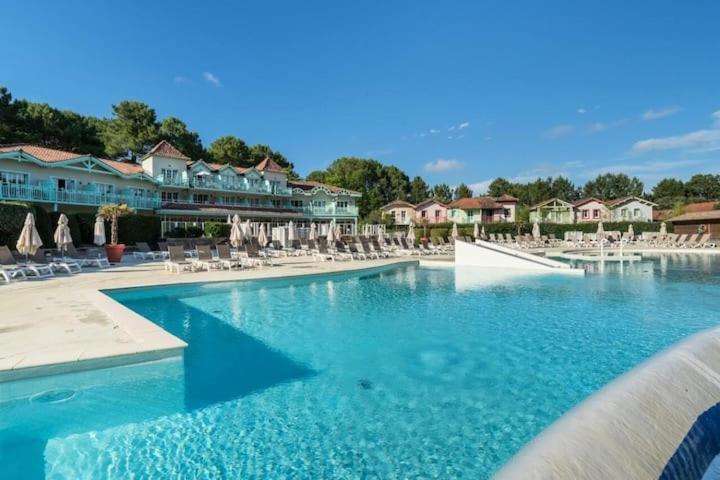 Maison Sur Golf Avec Piscine Chauffee A Lacanau Ocean Zewnętrze zdjęcie