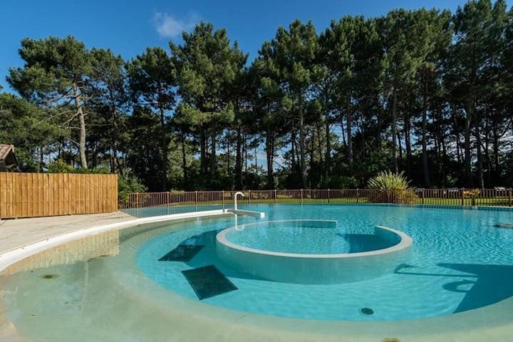 Maison Sur Golf Avec Piscine Chauffee A Lacanau Ocean Zewnętrze zdjęcie